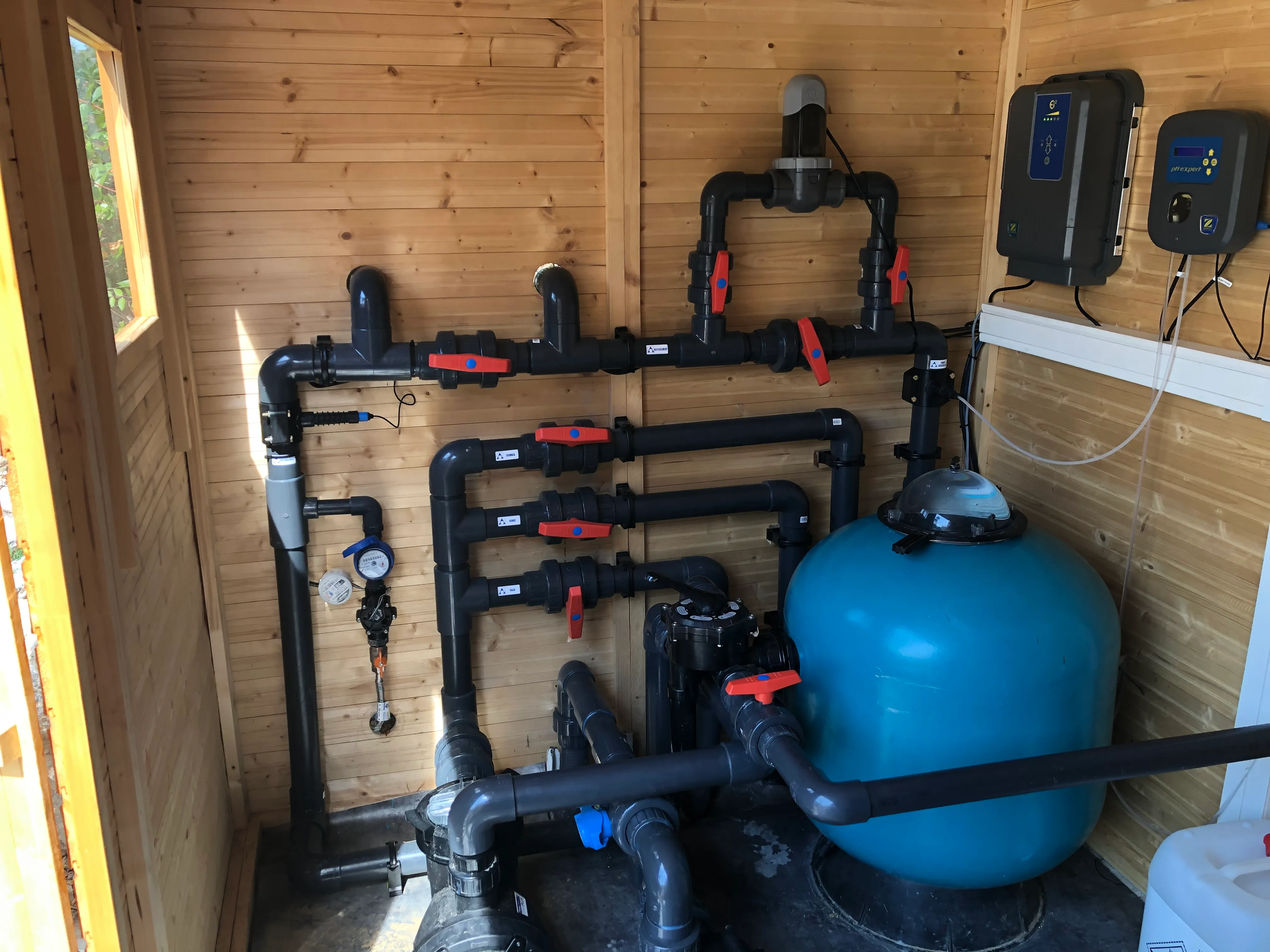 Rénovation de local technique piscine dans le Golfe de Saint-Tropez